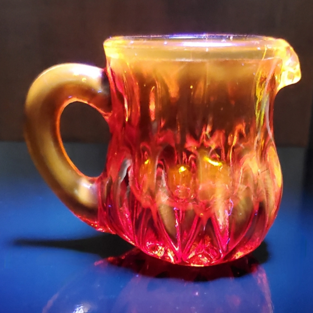 Vntg Degenhart Amberina Glass Mini Pitcher GLOWS Toothpick / Matchstick